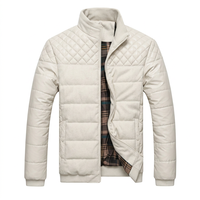 Veste coupe-vent matelassée en nylon de haute qualité pour homme KIJQJ7, avec broderie sur le devant, nouvelle conception hiver, 220g polyester