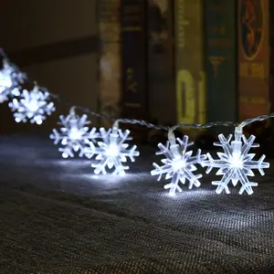 Popular Venta caliente interior de plástico transparente copo de nieve blanco frío LED luces de hadas vacaciones luces decorativas Navida