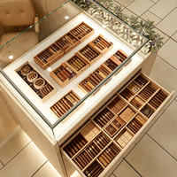 Usine de luxe personnalisé LED éclairage en bois vitrine / tabac magasin de détail cigare vitrine design d'intérieur
