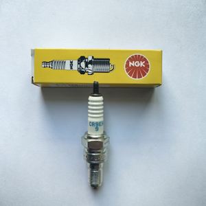 NGK เทียนจุดระเบิดรถยนต์ของแท้ CR9EH-9 7502สำหรับ<span class=keywords><strong>ฮ</strong></span><span class=keywords><strong>อน</strong></span><span class=keywords><strong>ด้า</strong></span>รถ<span class=keywords><strong>จักรยานยนต์</strong></span> CBR250R CBR250RR 1988.5 ~ <span class=keywords><strong>250</strong></span> CC - Product Image 3