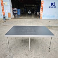 Scène de concert en alliage d'aluminium, plateforme événementielle portable d'extérieur, conception modulaire à double couche, capacité de charge de 800 kg, montage rapide