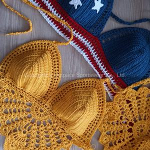 ชุดบิกินี่ถักโครเชต์ลายธงชาติอเมริกาแบบกำหนดเอง ดีไซน์เซ็กซี่สำหรับสาวๆ พร้อมพู่ห้อย สายรัดแบบมินิบิกินี่ ชุดว่ายน้ำสำหรับผู้หญิง - Product Image 2