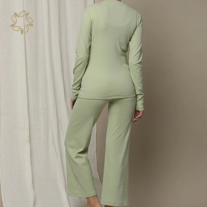 <span class=keywords><strong>Pijama</strong></span> de maternidad de manga larga de algodón orgánico para embarazadas, <span class=keywords><strong>pijama</strong></span> de <span class=keywords><strong>lactancia</strong></span> acanalado ecológico - Product Image 3