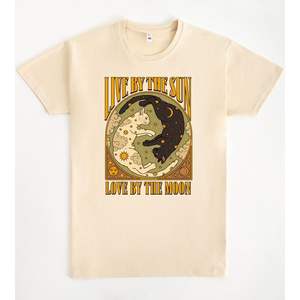 Live By The Sun Love By The Moon - Camiseta unisex para adultos, talla mediana - Product Image 1