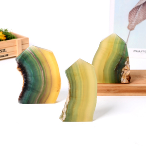 หินคริสตัลทรงหอคอยสีเหลืองและสีเขียว โมงโก ฟลูออไรต์ สำหรับตกแต่ง ขายส่ง - Product Image 1
