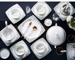 ชุดอาหารค่ำเซรามิกประดับทองคำระดับไฮเอนด์ ชุดภาชนะกระเบื้องพอร์ซเลนเนื้อละเอียดสำหรับงานเลี้ยง คุณภาพสูง ยั่งยืน - Product Image 5