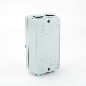 Interruptor de Desconexión Impermeable para Exteriores MUKF, 35 Amperios, 690 V, IP66, Trifásico, Uso Industrial - Product Image 3