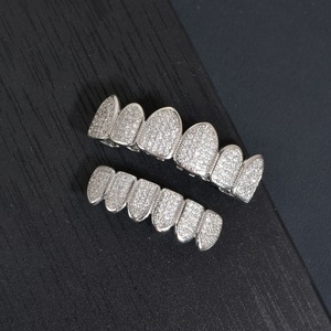 Grillz con Microincrustaciones de Zirconia, Dentaduras de Oro y Plata Estilo Hip Hop, Unisex, Uso Diario, Diseño Geométrico E 013 - Product Image 3