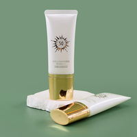 Tube de crème solaire BB de 50 ml avec tête de pompe, tube de crème portable.