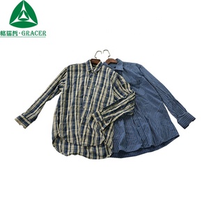 Camicia estiva a maniche lunghe da uomo di seconda mano con scarpe e borse da <span class=keywords><strong>Bulgaria</strong></span> MOQ 45kg - Product Image 4