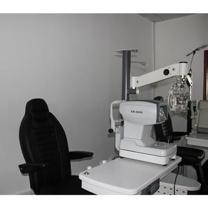 Unité combinée table-chaise d'optométrie ophtalmique électrique IN-360 ICEN avec réfracteur automatique en métal, garantie 1 an - Product Image 6