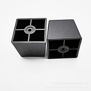 Patas Cuadradas de Plástico Lianxing 52x50x50mm Negras, Base para Sofá, Soporte para Muebles - Product Image 5