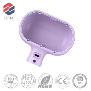 บริการฉีดขึ้นรูปพลาสติกแบบสองส่วนผสม สำหรับหวีสัตว์เลี้ยง วัสดุผสมแบบนิ่มและแข็ง กระบวนการขึ้นรูปแบบโอเวอร์โมลดิ้ง - Product Image 1