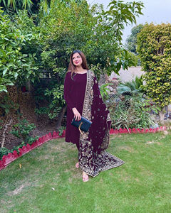 Style indien pakistanais lourd pur viscose velours longues Anarkali robes Dupatta ensemble femmes filles vêtements ethniques prix de gros - Product Image 3