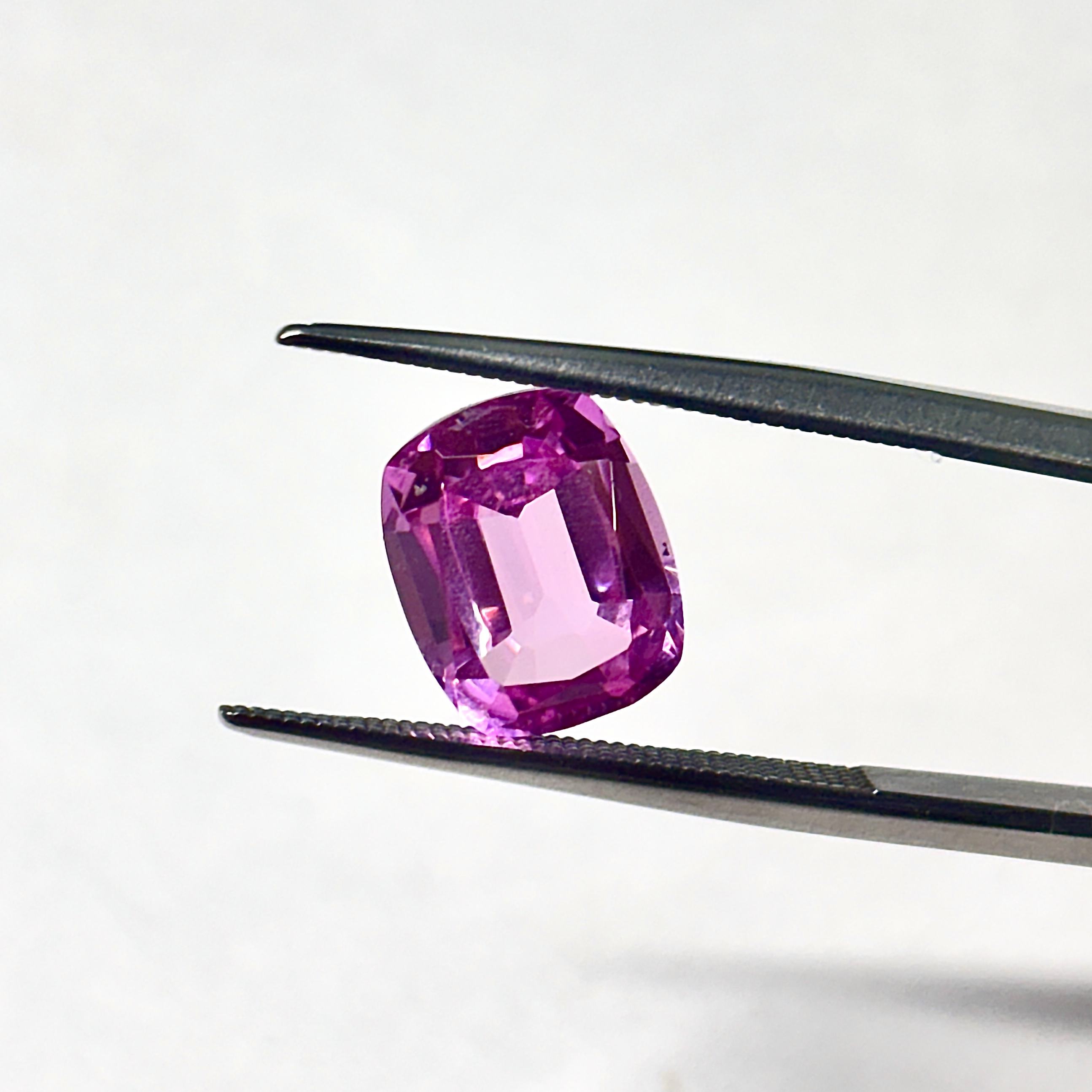 ไพลินสีชมพู