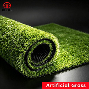 GardenKraft Mini Rouleau de <span class=keywords><strong>Gazon</strong></span> <span class=keywords><strong>Artificiel</strong></span> 4m x 1m / Densité de 15mm / Couleur Vert Clair / <span class=keywords><strong>Gazon</strong></span> <span class=keywords><strong>Artificiel</strong></span> Résistant aux UV / Pour Chiens et Animaux Domestiques - Product Image 1