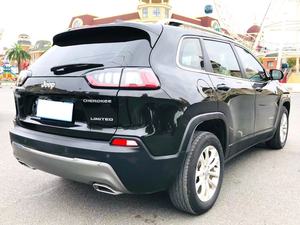 <span class=keywords><strong>Jeep</strong></span> Cherokee 2019, SUV di Lusso a 5 Porte e 5 Posti, Benzina, Cambio Automatico, Interni in Pelle, Fari LED, Tetto Panoramico - Product Image 3