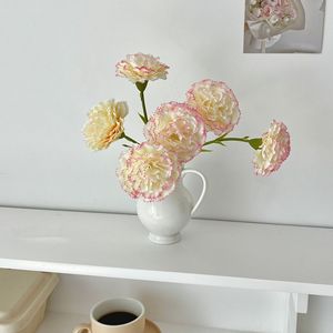Flores Artificiales de Clavel de una Sola Cabeza, Blancas, Amarillas, Rosas, de Seda, Alta Simulación, Decoración para Bodas y Hogar - Product Image 1