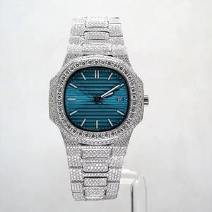 Reloj de Pulsera de Acero Inoxidable de Alta Calidad con Diamantes de 40 mm para Ocasiones de Negocios y Casuales Disponible al Mejor Precio del Mercado - Product Image 6