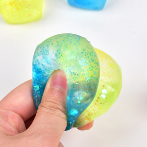 Jouets sensoriels anti-stress en forme de cube de glace de 3,5 cm, petits, carrés, en maltose, à presser - Product Image 4