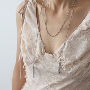 Collier vintage à pampilles en acier inoxydable pour femme, imperméable, anti-ternissement, hypoallergénique, design unique - Product Image 1