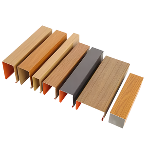 Best-seller Plafond en <span class=keywords><strong>imitation</strong></span> bois massif Centre commercial Décoration d'hôtel Plafond carré en aluminium Tube carré en aluminium grain de bois - Product Image 3