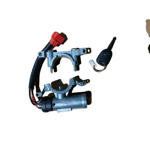 Cerradura de Encendido Nueva para Camión Volquete HOWO NX380, Repuesto de Cabina, Modelo WG9525580113, Hecho en China - Product Image 1