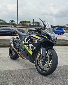 <span class=keywords><strong>Moto</strong></span> a Benzina <span class=keywords><strong>Suzuki</strong></span> GSX1000 Ispirata alle Corse, Sospensioni Regolabili, Pinze Brembo, Ergonomia Sportiva - Product Image 1