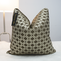 Housse de coussin décorative personnalisée en jacquard, taie d'oreiller en velours coupé pour la maison et l'hôtellerie