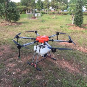 Dron Agrícola Eléctrico de Vuelo Autónomo CCW616 16L con Control Remoto, Reanudación de Pulverización en Puntos de Interrupción, Cámara y Fabricación en Plástico - Product Image 3
