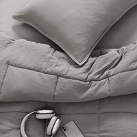 Set Selimut Lembut 3-Potong dengan 2 Sarung Bantal, Ringan, Poliester, Bolak-Balik, Nyaman, Hangat, Hipoalergenik, Perlengkapan Tempat Tidur Modern