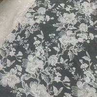 Tissu en dentelle élégant avec perles et paillettes, broderie florale en tulle pour robe de mariée pour femmes