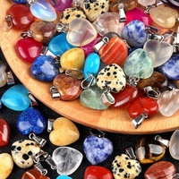 Pendentif Mitoot en agate naturelle en forme de cœur de 16 mm avec finition et polissage transfrontaliers
