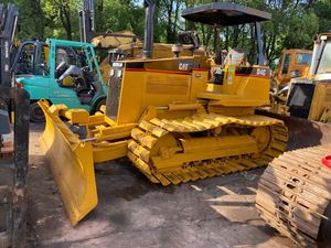 Bulldozer d'occasion CAT D4C, prix avantageux, excellent état, bulldozer CAT d'occasion à vendre - Product Image 6