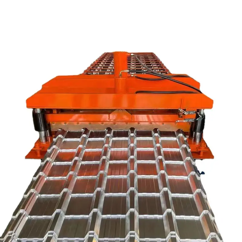 Mesin pembentuk gulungan panel atap logam mengkilap tipe Rusia 1100mm untuk dijual