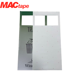 Étiquettes rectangulaires transparentes en PET MACtape avec languette de suspension pour impression numérique, idéales pour le commerce et les emballages. - Product Image 1