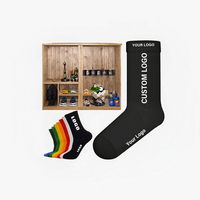 Chaussettes de sport personnalisées écologiques en coton pour hommes, avec impression numérique, logo brodé, impression sur le bord, motif dessiné à la main, pour la gym