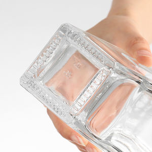 Vodka licor <span class=keywords><strong>gin</strong></span> Ron tequila FORMA DE <span class=keywords><strong>V</strong></span> muchas escaleras botella de vidrio artística whisky brandy licores botella de vidrio - Product Image 4