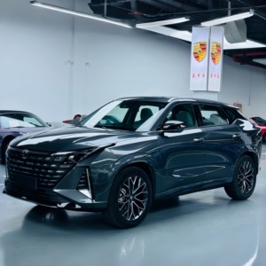 Changan UNI-Z 2025 d'occasion, 1.5T Turbo Essence, SUV Édition Premium, Conduite à Gauche, Transmission Automatique, Sièges Élec - Product Image 1