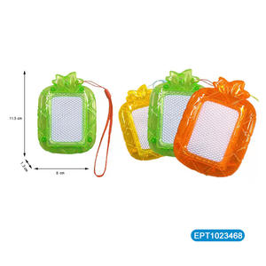 送料無料ドールトイパイナップルミニライティングパッド製図板プラスチック消去可能落書きおもちゃキーホルダークリップ付き - Product Image 4