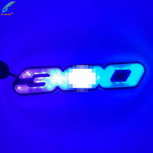 Nouvelle Lumière LED Étanche 12V à Contrôle par APP, Haute Luminosité, RVB Clignotant et Séquentiel, pour Emblème de Voiture Chrysler 300, Accessoire Automobile de Rétrofit - Product Image 3