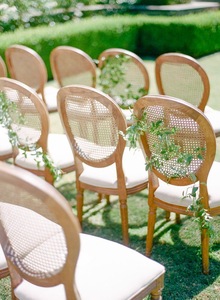 Prezzo all'ingrosso impilabile portatile sedile <span class=keywords><strong>in</strong></span> pelle Patio <span class=keywords><strong>giardino</strong></span> esterno Hotel banchetto di nozze <span class=keywords><strong>in</strong></span> <span class=keywords><strong>legno</strong></span> evento <span class=keywords><strong>sedie</strong></span> - Product Image 4