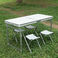 Ensemble de table de camping pliable portable en aluminium léger pour l'extérieur avec quatre chaises – Vente en gros usine