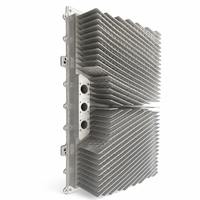 Plaque froide soufflée en alliage d'aluminium à liaison par rouleaux pour dissipation thermique de station de base 5G, spécifications personnalisées