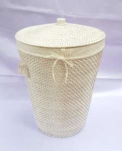 Wholesale Eco-Friendly Seagrass and Rattan Laundry <b>Baskets</b> Handwoven Storage <b>Hampers</b> with Lids and Liners Rattan Crafts - Product Image 3