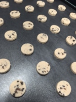 Vente directe d'usine, machine à découper les biscuits à ultrasons de type plateau multifonctionnelle pour ligne de production de boulangerie industrielle