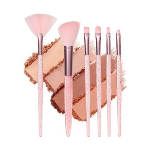 Brocha Cosmética Personalizada, Set de 6 Piezas de <span class=keywords><strong>Maquillaje</strong></span> de Pelo Sintético con Purpurina Rosa, Brocha para Mezclar Sombras de Ojos con Mango Cristalino - Product Image 1