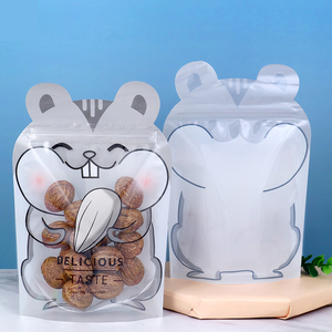 Impresión personalizada de panda en forma de embalaje especial anómala forma bolsas de palomitas de maíz comida ziplock bolsita a prueba de humedad - Product Image 2