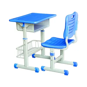 シングル教室の椅子プラスチックシートとデスク中学校の家具耐久性のある高さ調節可能な学生のテーブルと椅子