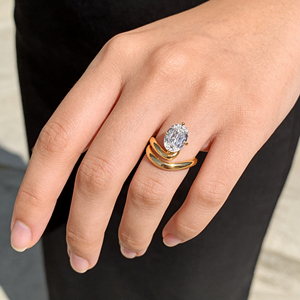 Anillo de compromiso y fiesta de moda con diamantes cultivados en laboratorio CVD IGI VVS-VS de corte ovalado, en oro macizo de 10K/14K/18K, diseño clásico y personalizado. - Product Image 3